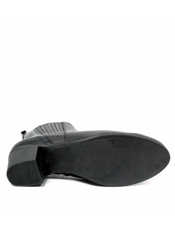 DESIREE NEUS 17 NEGRO