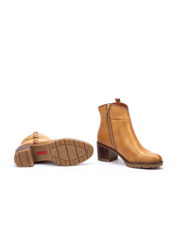 PIKOLINMOS LLANES W7H-8578 BEIGE